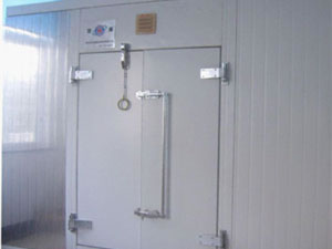 Дверца Охладительной Камеры